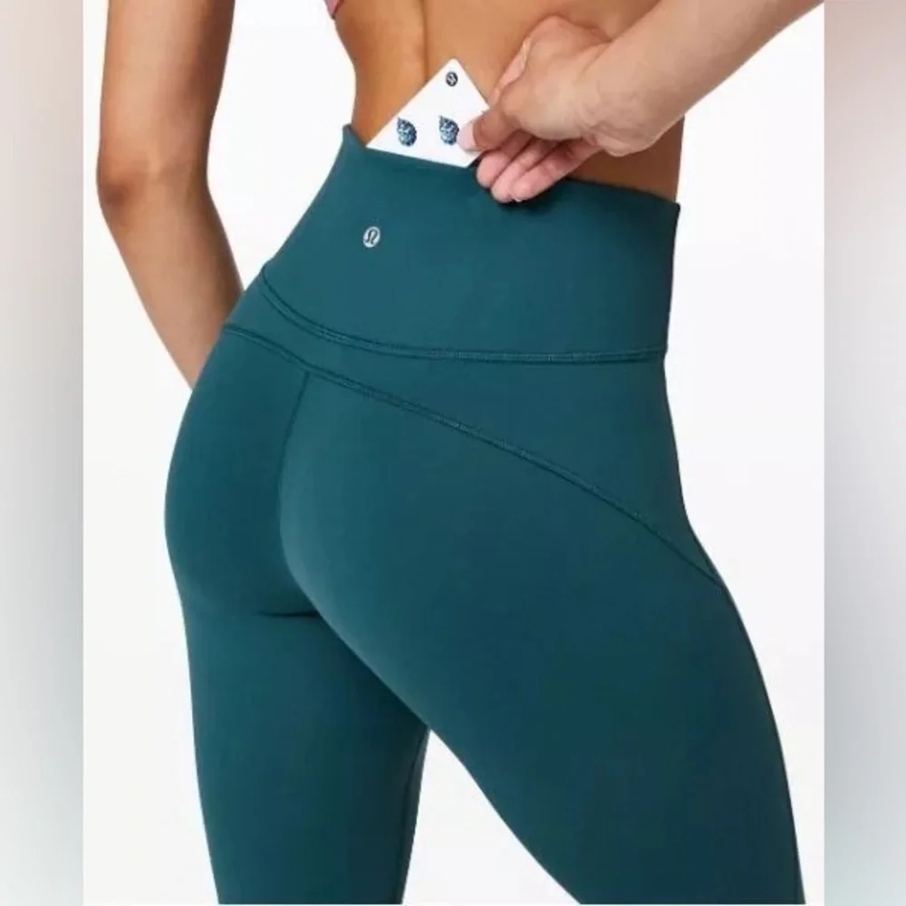 Lululemon In Movement leggings Everlux Bermuda Teal Women's Size 4